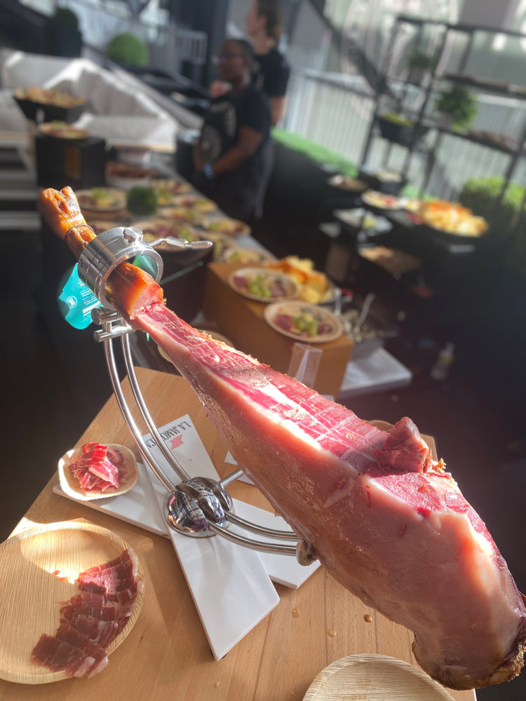 Pasture raised 100% Iberico Ham / Jamon de cebo campo 100% Iberico. 16-18 lbs