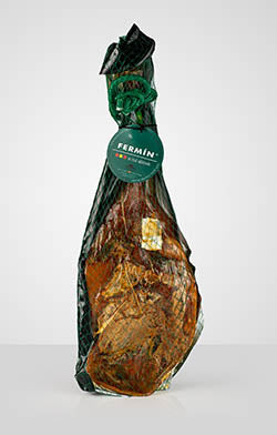 Pasture raised 100% Iberico Shoulder Ham / Paleta de cebo de campo 100% Iberica (10-12 lbs)